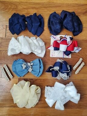 Girls Hair Bows - 12 Pieces